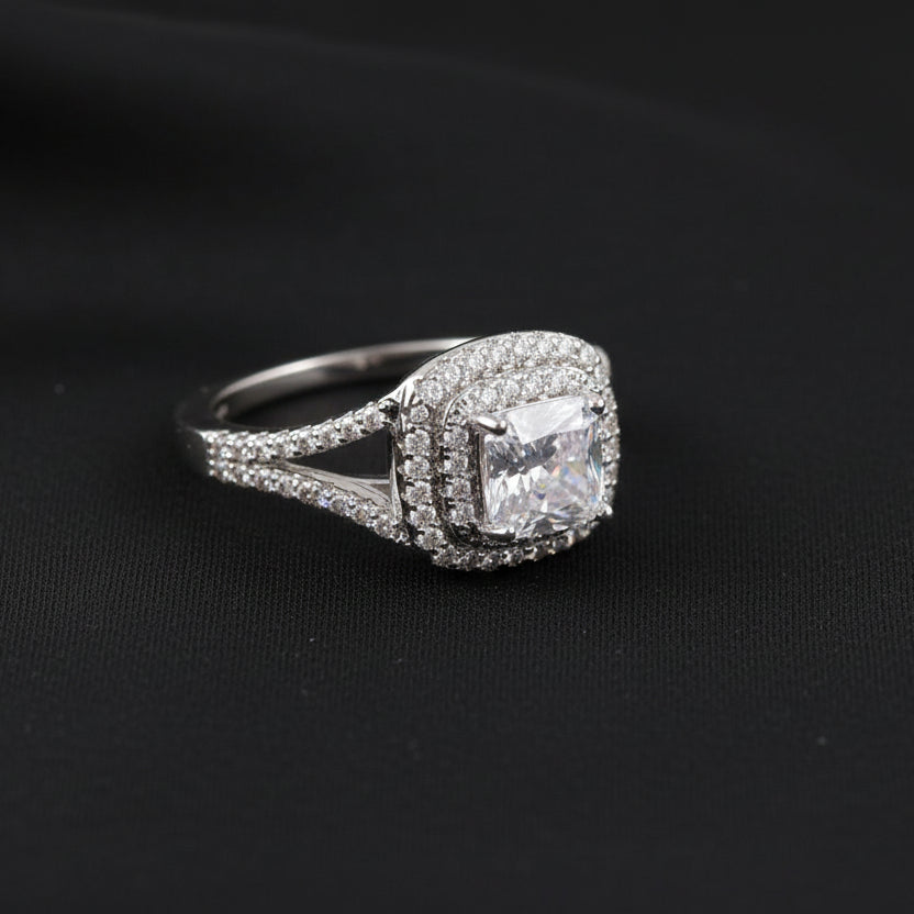 Bound Jewels Luxury Elegant Square Zircon Ring - Rhodium