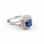 Elegant square zircon ring in rhodium by Bound Jewels, featuring a sparkling design and refined craftsmanship.